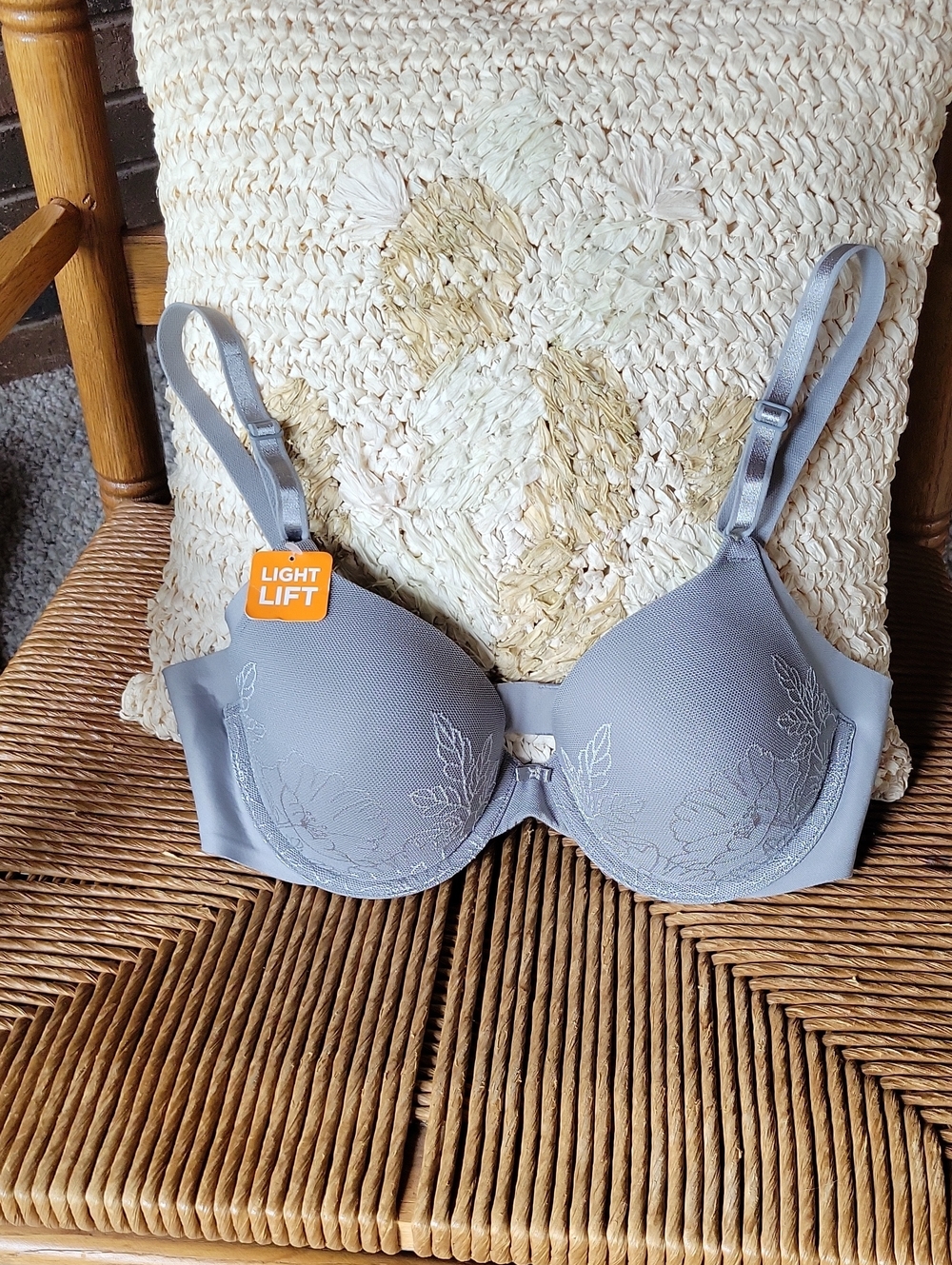 Warner's Light Lift Embroidered T-Shirt Bra - Light Gray, 34B